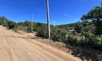 Imagem 2: SÍTIO EM ENTREPELADO