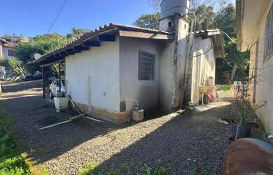 Imagem 7: CASA NO BAIRRO ALTO GUARUJÁ