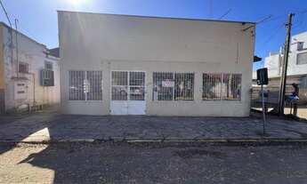 Imagem: PRÉDIO COMERCIAL E UMA CASA NO BAIRRO CENTRAL