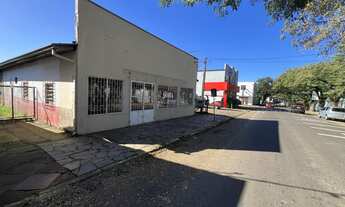Imagem 2: PRÉDIO COMERCIAL E UMA CASA NO BAIRRO CENTRAL