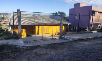 Imagem 1: Imóvel para Alugar em Nova Parobé, Parobé: Espaçoso e Aconchegante, com Área de Serviço e