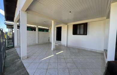 Imagem 5: CASAS NO BAIRRO MARIANA