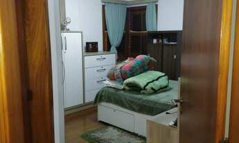 Imagem: Casa com 4 Dormitorio(s) localizado(a) no