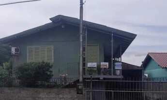 Imagem: Casa com 3 Dormitorio(s) localizado(a) no