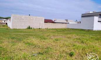 Imagem: Terreno plano em bairro tranquilo de Parobé