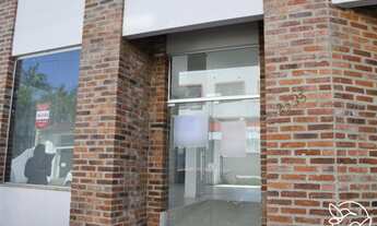 Imagem: Sala Comercial com 3 Dormitorio(s) localizado(a)