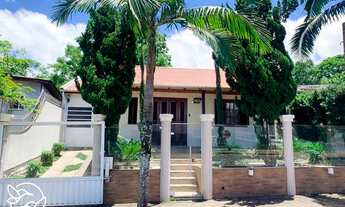 Imagem: Casa com 5 Dormitorio(s) localizado(a) no