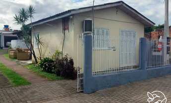 Imagem: Casa com 2 Dormitorio(s) localizado(a) no