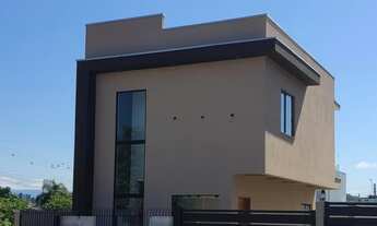 Imagem: Casa com 2 Dormitorio(s) localizado(a) no