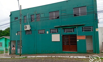 Imagem: Prédio com 2 Dormitorio(s) localizado(a)