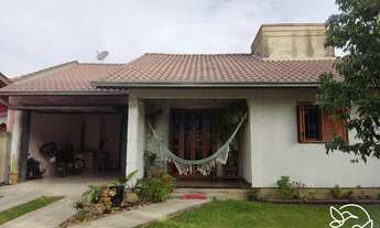 Imagem: Casa com 2 Dormitorio(s) localizado(a) no