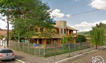 Imagem 1: Sobrado com 3 Dormitorio(s) localizado(a) no bairro Bom Pastor em Igrejinha / RIO GRANDE