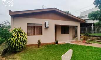 Imagem: Casa com 3 Dormitorio(s) localizado(a) no