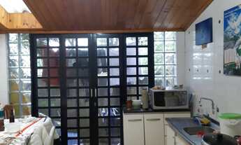 Imagem 4: Casa de 2 dormitórios em condomínio fechado no Bairro Rio Branco