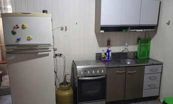 Imagem: Casa de 2 dormitórios em quintão