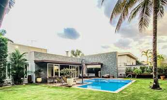 Imagem 5: Condomínio Alphaville, 4 dormitórios, 4 suíte, 5 banheiro, 4 vagas na garagem, 500M² de Ár