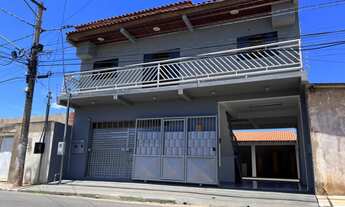 Imagem 2: Lindíssimo sobrado com sala comercial no bairro Cristo Rei - Várzea Grande