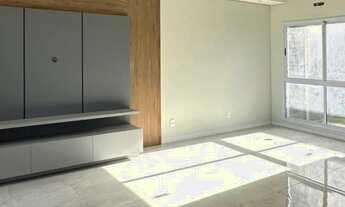 Imagem 6: Sobrado novo, com 03 suítes, pátio nos fundos, espaço para 02 veículos na frente, possibil