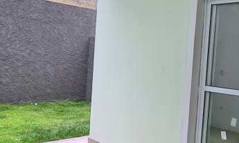 Imagem 2: Sobrado novo, com 03 suítes, pátio nos fundos, espaço para 02 veículos na frente, possibil