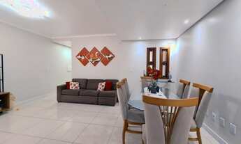 Imagem 4: Sobrado amplo e com ótima localização!