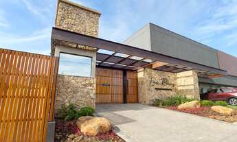 Imagem 2: O condomínio possui infraestrutura completa. Casa Piedra