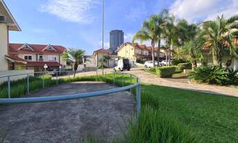 Imagem 2: Sobrado com sotão, possibilidade para 4 dormitórios em ótimo condomínio