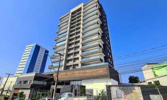 Imagem: Apartamento novo com cozinha e banheiros