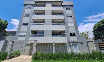 Imagem 2: Apartamento amplo de 2 dormitórios no 5 º andar, com sacada, elevador, gas central e salã