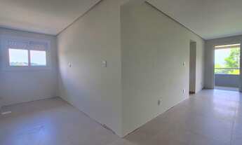 Imagem 6: Apartamento amplo de 2 dormitórios no 5 º andar, com sacada, elevador, gas central e salã