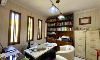 Imagem 4: Casa com 04 dormitórios e 03 vagas de garagem, próximo ao Colégio Sinodal