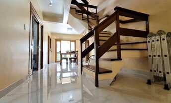 Imagem 7: Sobrado 3 dormitórios, sendo 1 suite com espaço para 3 carros, na parte nobre do Cristo R