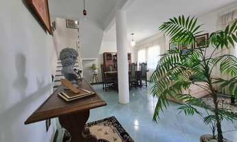 Imagem: Sobrado de esquina para venda na Vila Oliveira