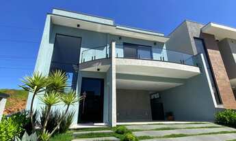 Imagem 2: Maravilhoso Sobrado à venda em Mogi das Cruzes, 240m² com piscina de borda infinita e Esp