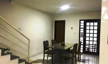 Imagem 5: Sobrado a venda com 198m², 3 dormitórios, sendo uma suíte com sacada na Vila Oliveira, Mog