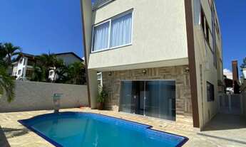 Imagem 3: Casa à venda no condomínio Aruã em Mogi das Cruzes, 5 dormitórios sendo 4 suítes, 400m² de