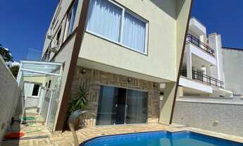 Imagem 4: Casa à venda no condomínio Aruã em Mogi das Cruzes, 5 dormitórios sendo 4 suítes, 400m² de