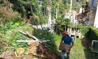 Imagem 2: Lote a venda no condomínio Aruã , 300 m² com leve declive