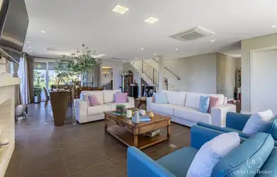 Imagem 4: Casa de Luxo em Condomínio à Venda Eldorado do Sul