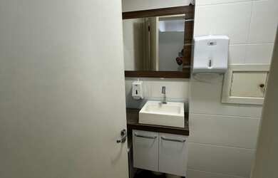 Imagem 6: Salas comerciais semi mobiliadas