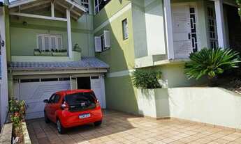 Imagem: Casa com piscina 3 dormitórios com suíte