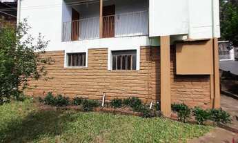 Imagem 6: Casa de alvenaria de dois dormitórios em ótimo terreno No Bairro Vila Nova