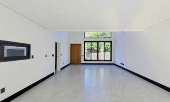 Imagem 6: Casa com 03 dormitórios no bairro Hamburgo Velho