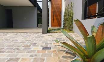 Imagem 3: Casa plana à venda no centro de Estancia Velha- RS