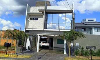 Imagem 2: Sobrado Moderno e Mobiliado no Jardim Colina Verde em Maringá