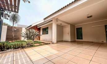 Imagem: Casa Com Piscina no Jd. Itália em Maringá