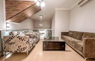 Imagem 2: Casa Com Piscina no Jd. Itália em Maringá