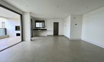 Imagem 4: Viva com luxo e conforto: Apartamento de Alto Padrão no Edifício Almond na Zona 03 de Mari