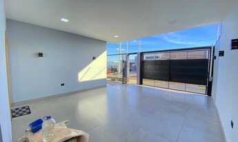 Imagem 2: Casa Nova com Piscina no Jardim Campos em Maringá