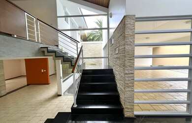 Imagem 5: Sobrado de Alto Padrão na Zona 02 em Maringá