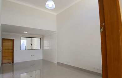 Imagem 3: Casa com Piscina no Jardim Munique em Maringá